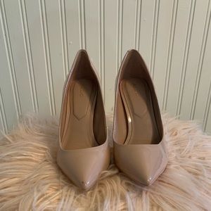 Aldo size 7 pointy heels
